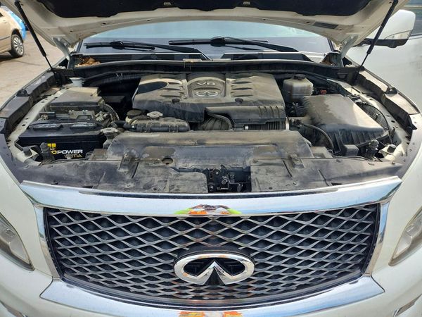 2015 INFINITI QX80