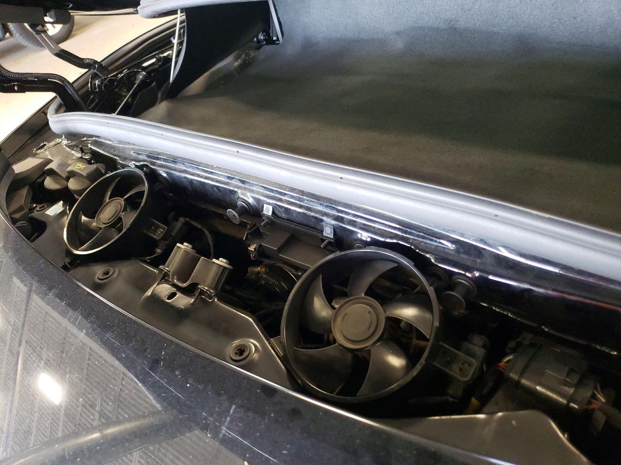2021 PORSCHE 911