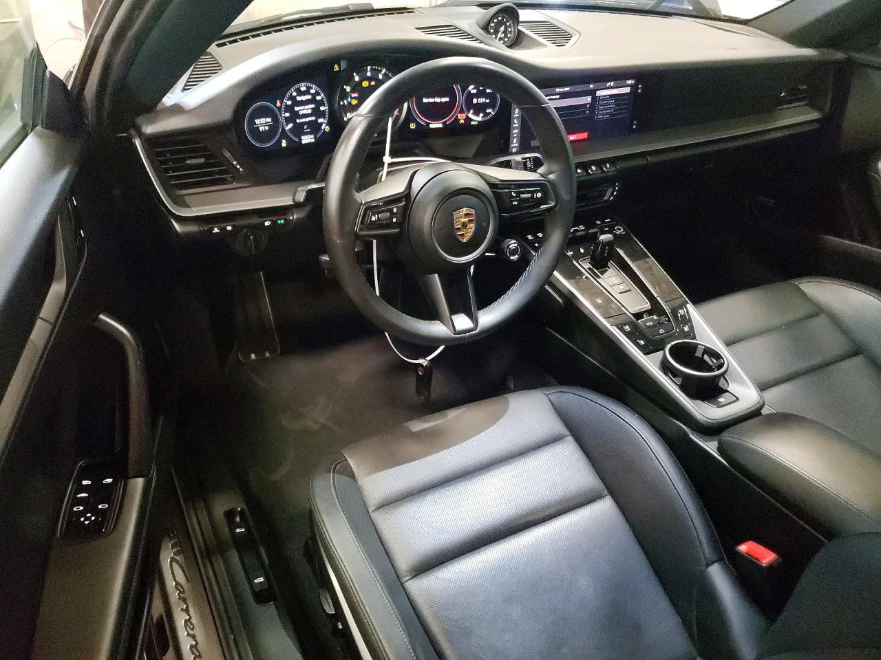 2021 PORSCHE 911
