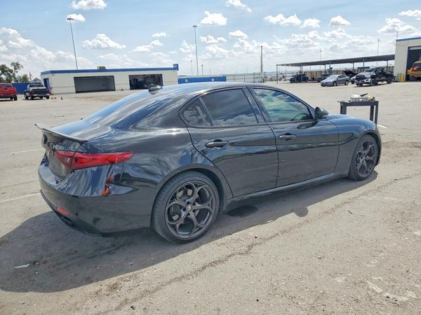 2019 ALFA ROMEO GIULIA RWD