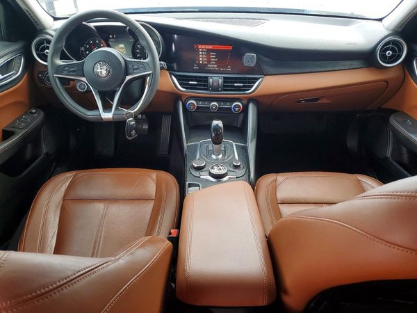 2019 ALFA ROMEO GIULIA RWD