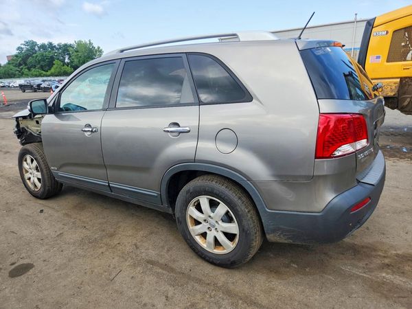 2013 KIA SORENTO