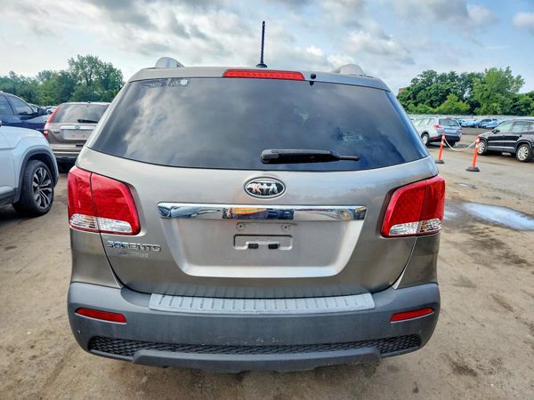 2013 KIA SORENTO