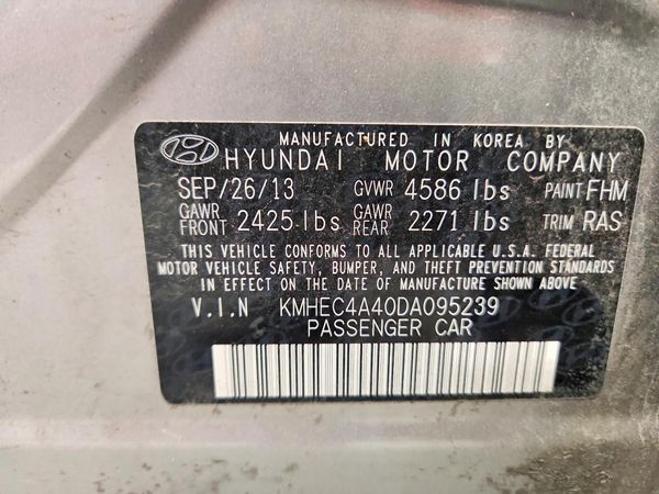 2013 HYUNDAI ELANTRA