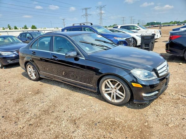2012 MERCEDES-BENZ C