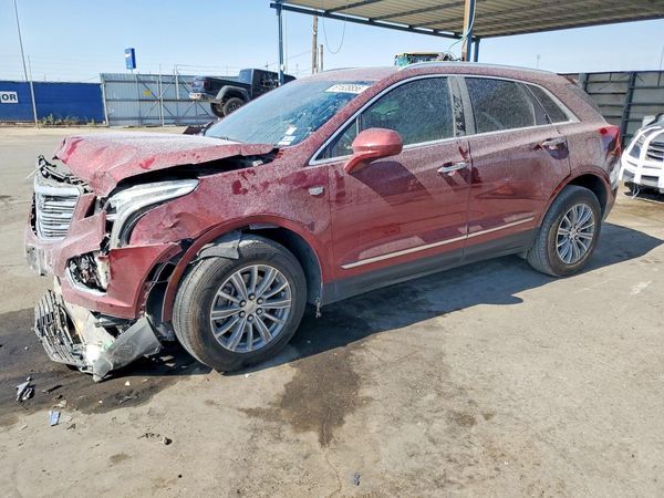 2017 CADILLAC XT5 Luxury