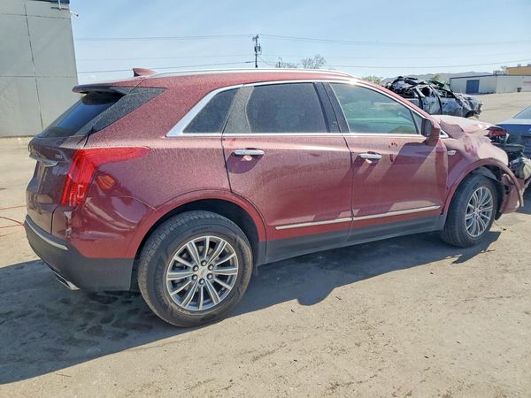 2017 CADILLAC XT5 Luxury