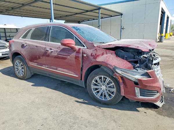 2017 CADILLAC XT5 Luxury
