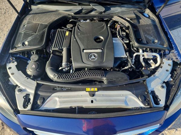 2017 MERCEDES-BENZ C C300 — Engine bay