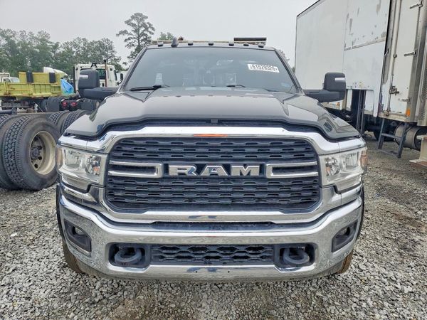 2024 RAM 4500