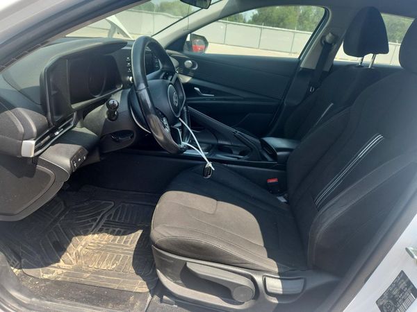 2021 HYUNDAI ELANTRA Blue