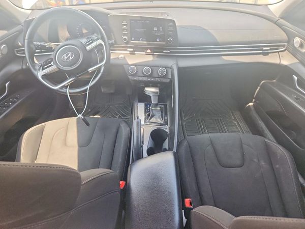2021 HYUNDAI ELANTRA Blue