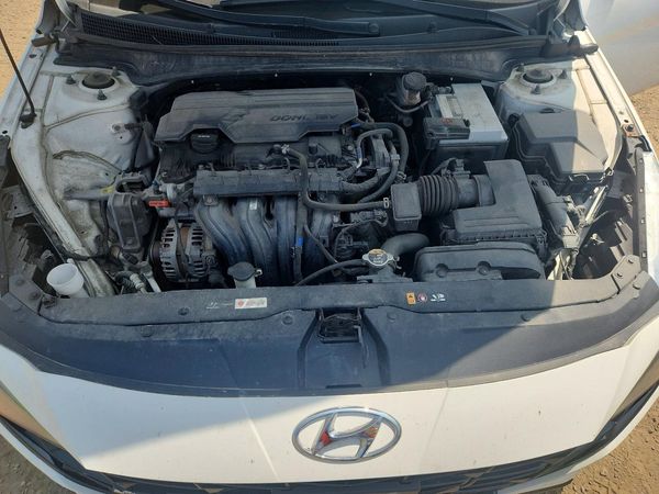 2021 HYUNDAI ELANTRA Blue