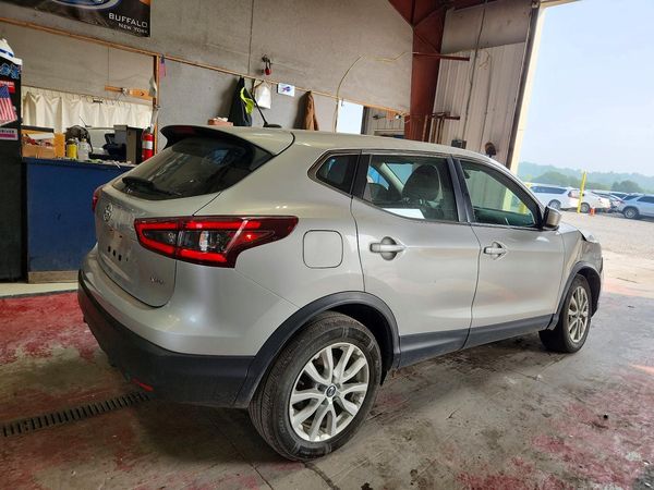2021 NISSAN ROGUE SPORT SV