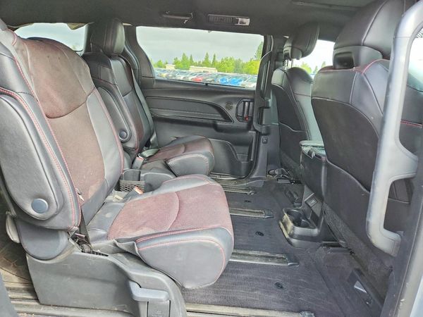 2025 TOYOTA SIENNA XSE — PSRS