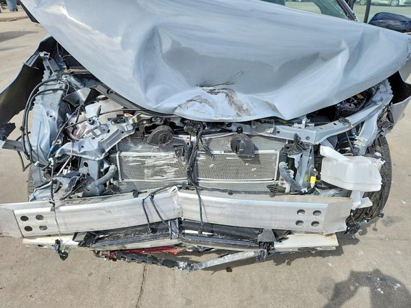 2025 TOYOTA SIENNA XSE — Engine bay