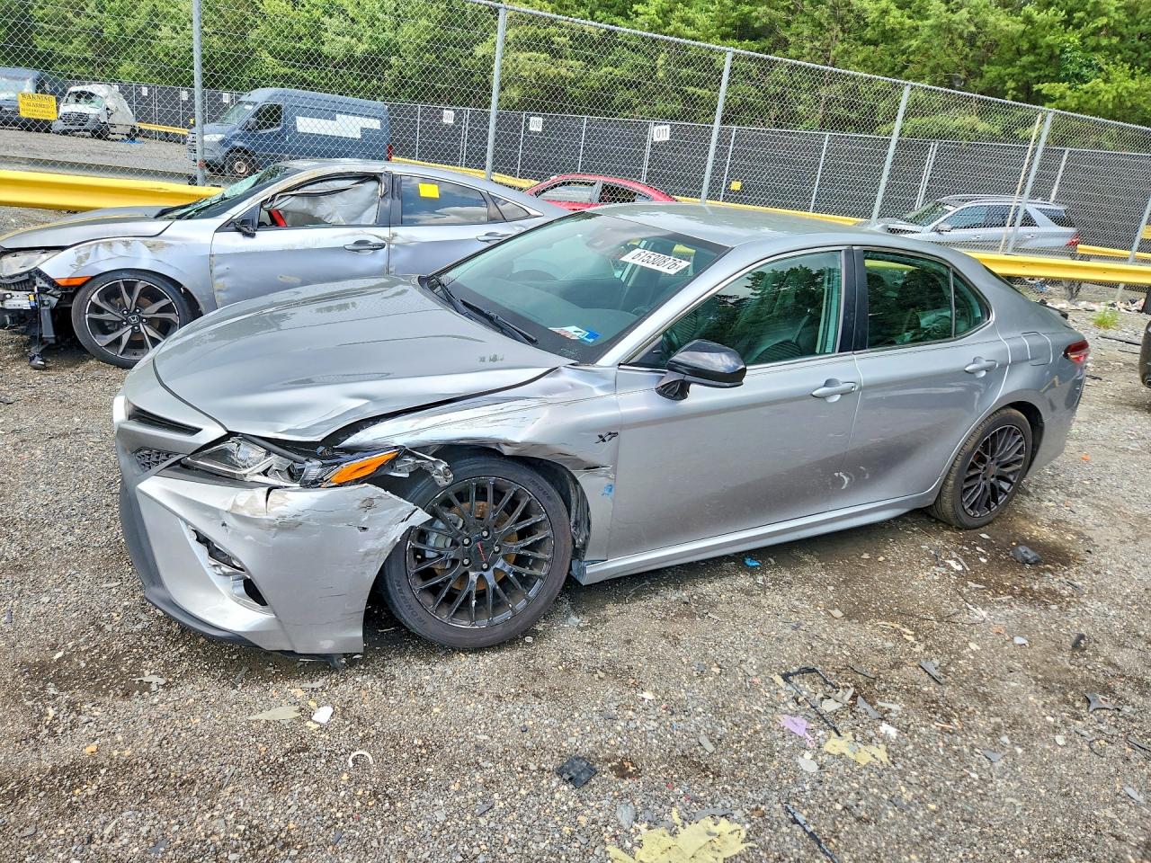 2020 TOYOTA CAMRY SE