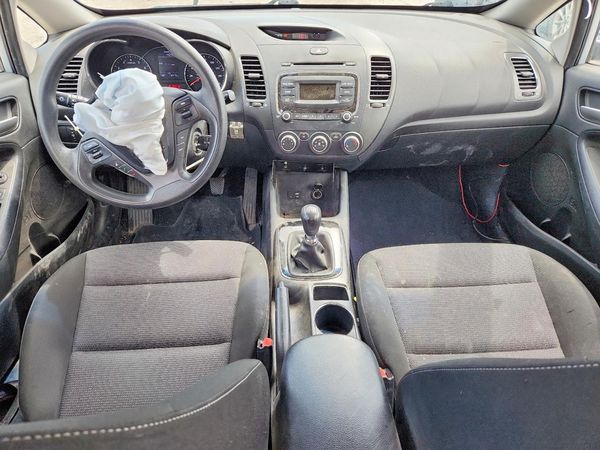 2017 KIA FORTE LX Base