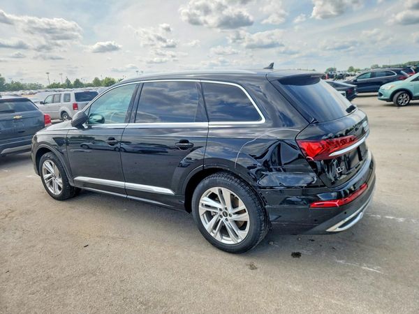 2023 AUDI Q7 quattro Premium Plus