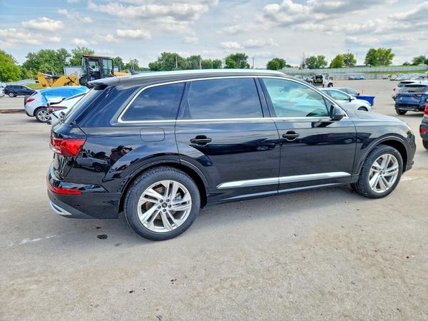 2023 AUDI Q7 quattro Premium Plus