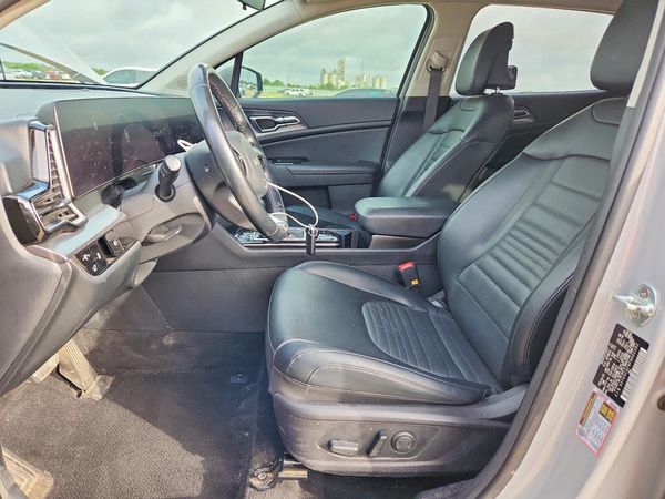 2023 KIA SPORTAGE SX-PRESTIGE or SX-P