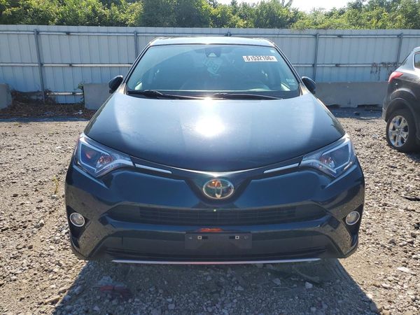 2018 TOYOTA RAV4 Adventure/XLE