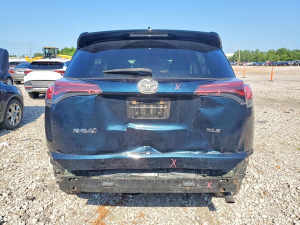 2018 TOYOTA RAV4 Adventure/XLE