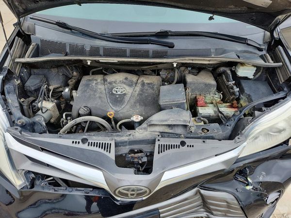 2019 TOYOTA SIENNA