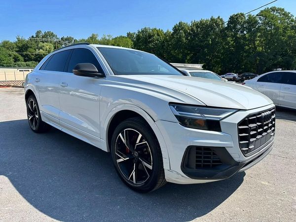 2019 AUDI Q8 Premium