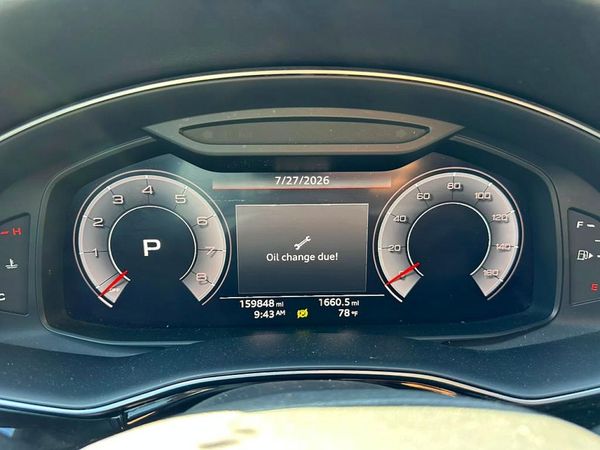 2019 AUDI Q8 Premium