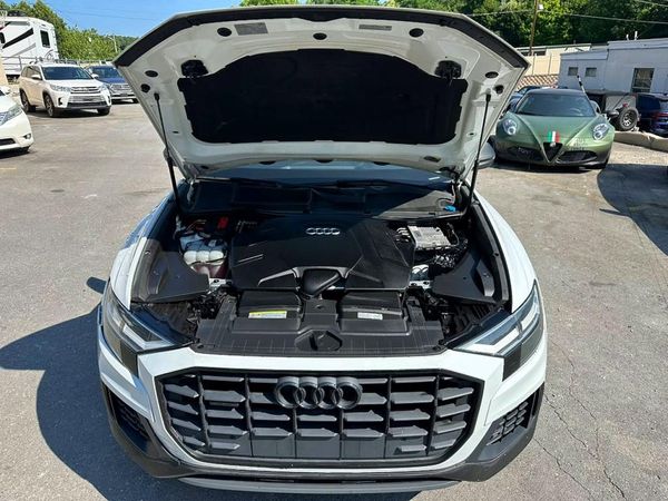 2019 AUDI Q8 Premium