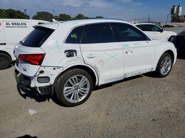 2018 AUDI Q5 quattro Prestige