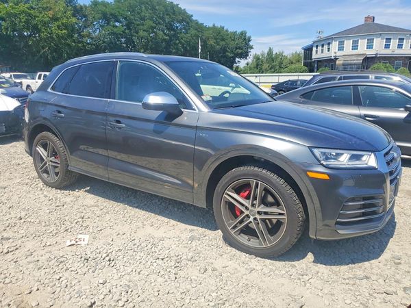 2018 AUDI SQ5 quattro Premium Plus — Passenger 3/4
