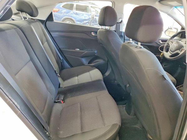 2019 HYUNDAI ACCENT