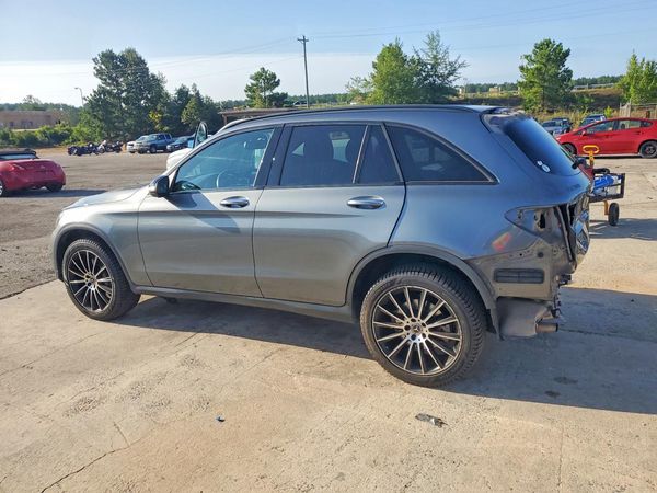 2019 MERCEDES-BENZ GLC GLC300