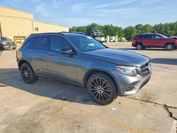 2019 MERCEDES-BENZ GLC GLC300