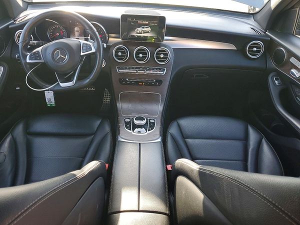 2019 MERCEDES-BENZ GLC GLC300