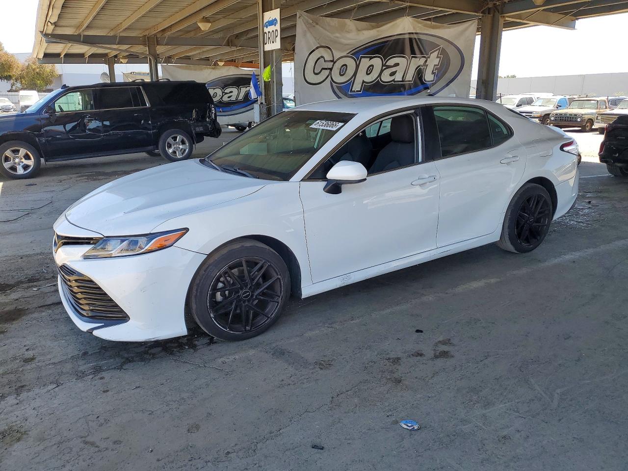 2020 TOYOTA CAMRY LE