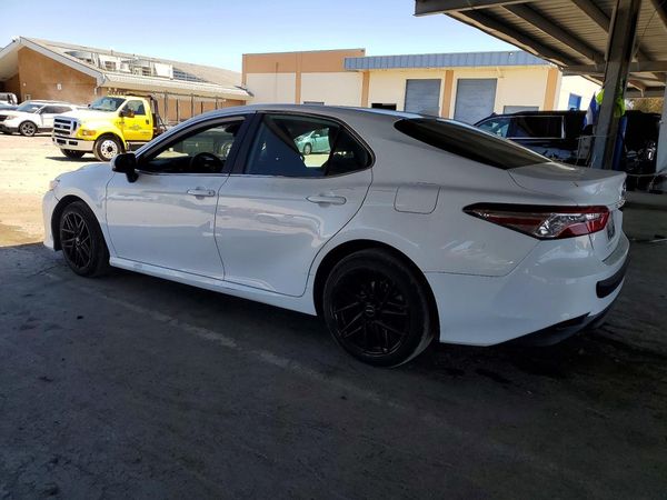 2020 TOYOTA CAMRY LE