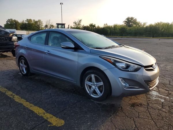 2015 HYUNDAI ELANTRA GLS(Middle)