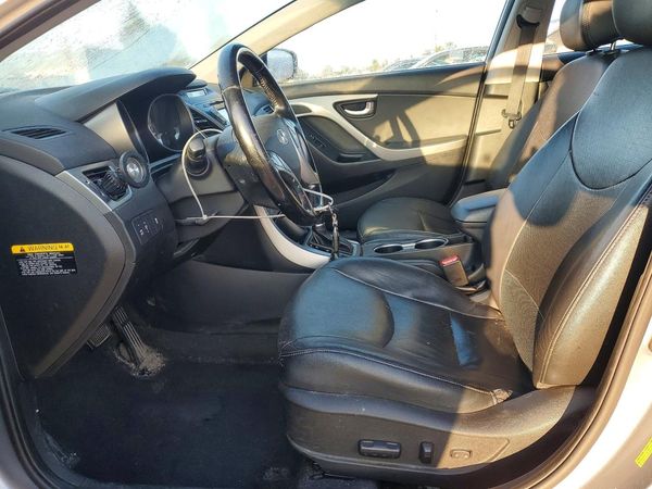 2015 HYUNDAI ELANTRA GLS(Middle)
