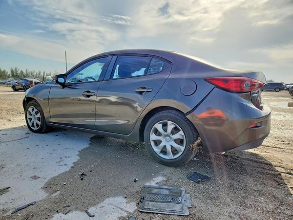 2014 MAZDA 3