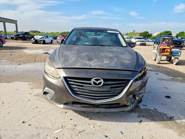 2014 MAZDA 3