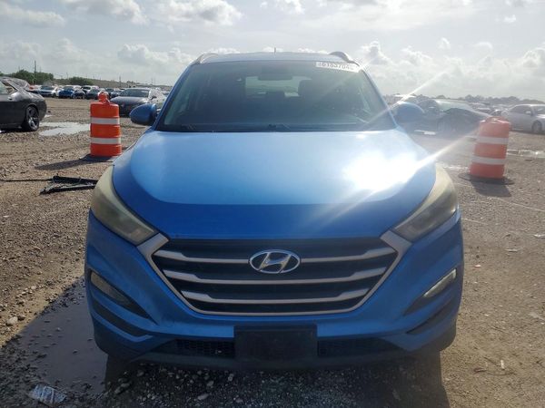 2017 HYUNDAI TUCSON