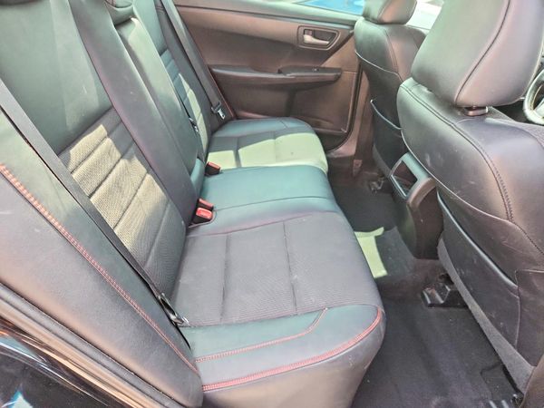 2016 TOYOTA CAMRY