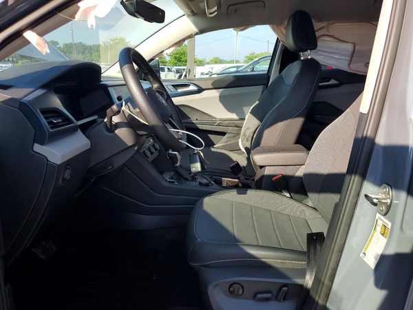 2022 VOLKSWAGEN TAOS 4Motion SE