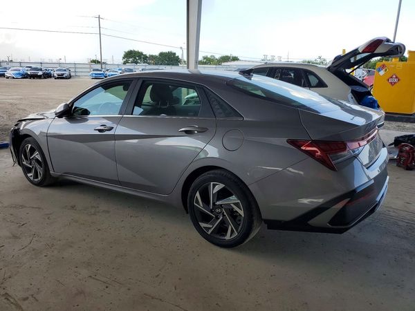 2025 HYUNDAI ELANTRA