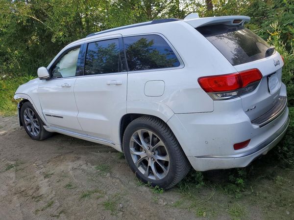 2020 JEEP GRAND CHEROKEE