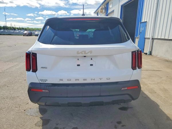 2022 KIA SORENTO LX
