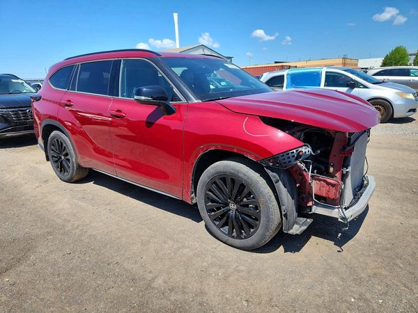 2024 TOYOTA HIGHLANDER